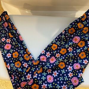 POP Fit Colorful Floral Leggings Medium Worn 2x